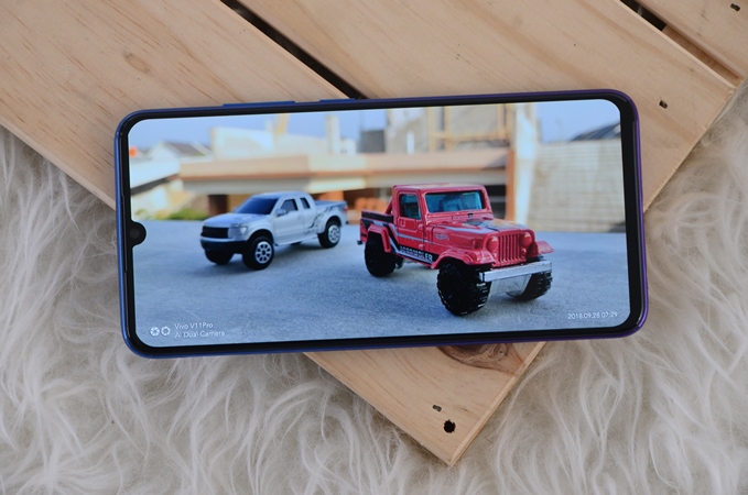 Vivo V11 Pro, Performa Terbaik Smartphone Kelas Menengah dengan Screen Touch ID