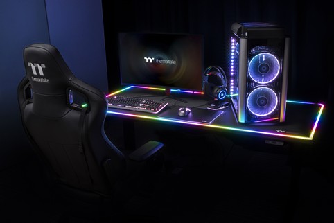 Thermaltake Gaming Desk