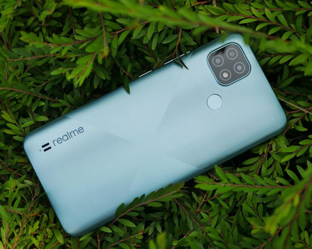 REVIEW-realme-C21