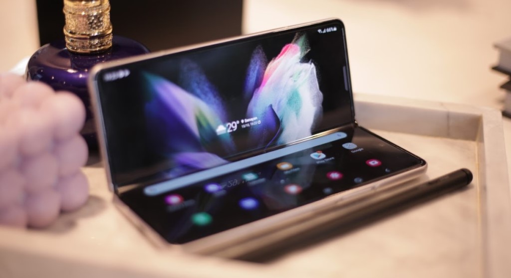 fitur-samsung-galaxy-z-fold3