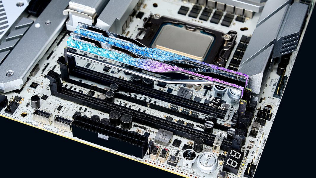 01-gskill-achieves-ddr5-12000-overclock-speed-record-main