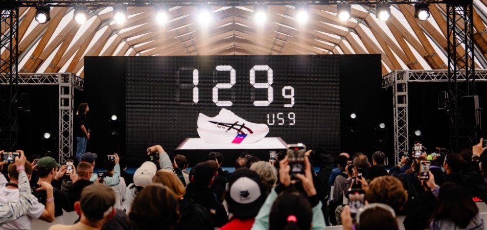 ASICS-METASPEED-4-Tokyo-Speed-Race-2025