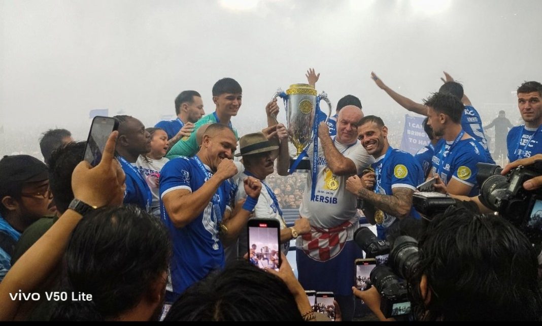 vivo-v50-lite-persib