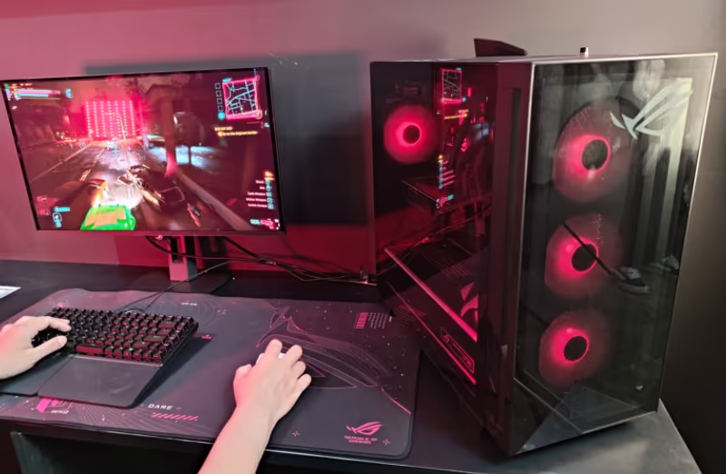 rog-gm700-prebuilt-gaming-pc-(2)